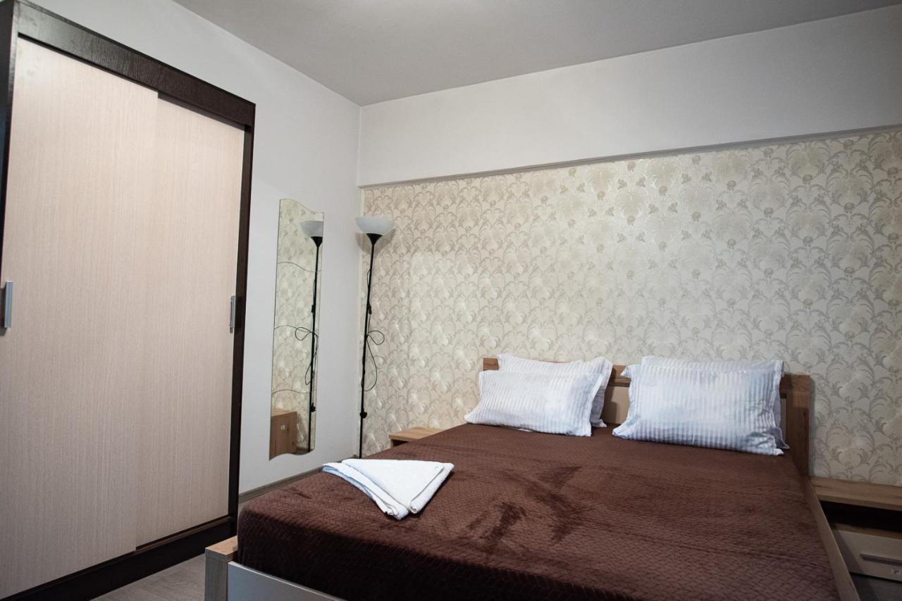 5 Bedrooms Luxury Apartment Villa Bucarest Esterno foto