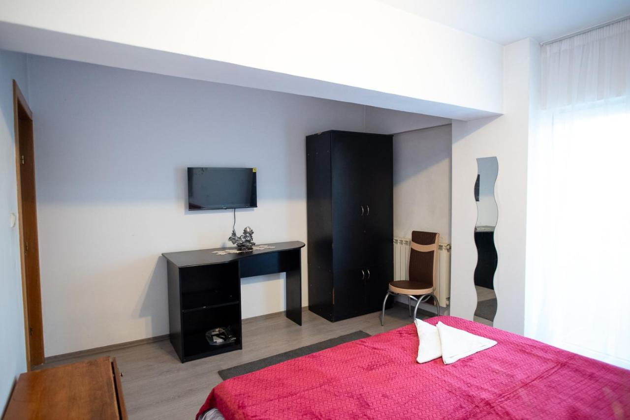 5 Bedrooms Luxury Apartment Villa Bucarest Esterno foto