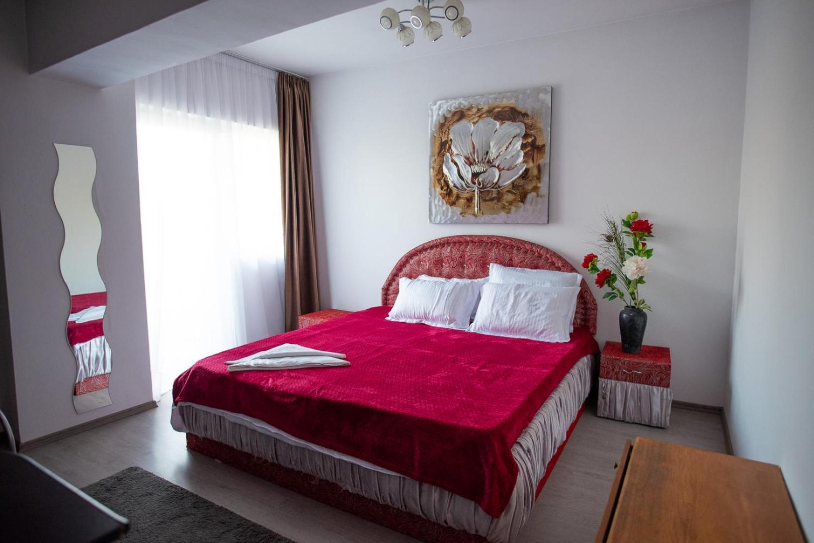 5 Bedrooms Luxury Apartment Villa Bucarest Esterno foto